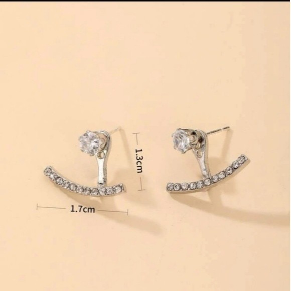 💎🛑⚠️LAST ONE! 💞Silver Ear Jacket Earrings! - Picture 3 of 10